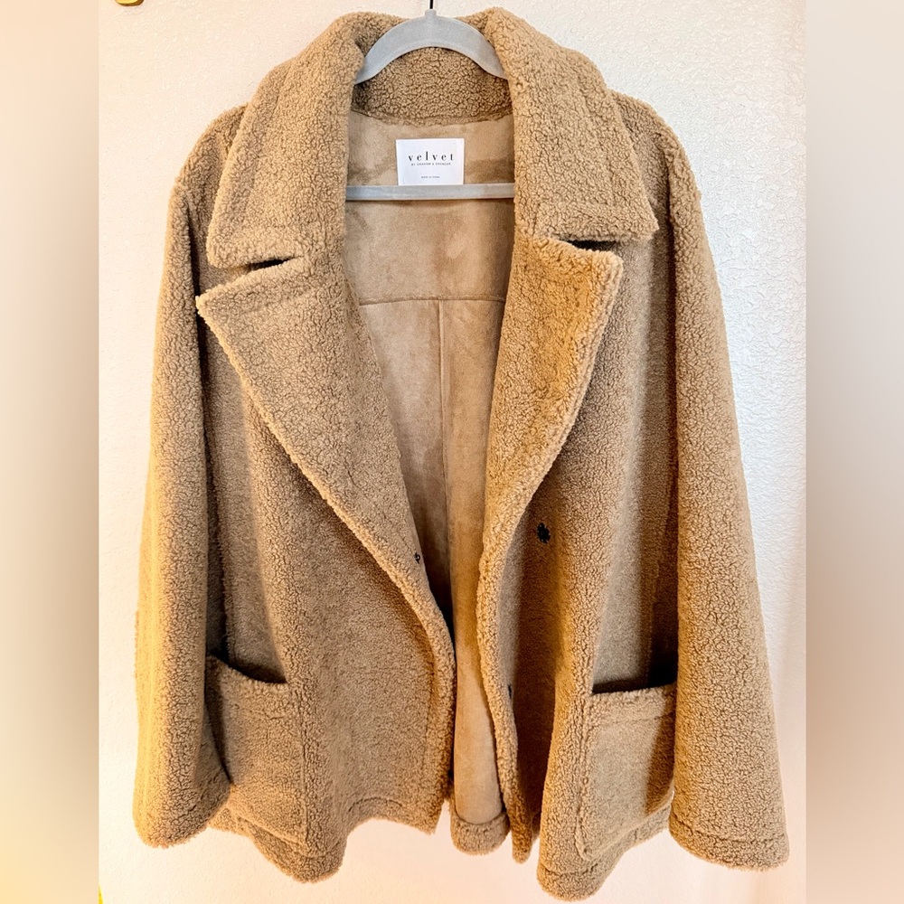 Velvet by Graham & Spencer Women's Cozy Tan Teddy Coat in size XL - never worn! - Picture 3 of 13